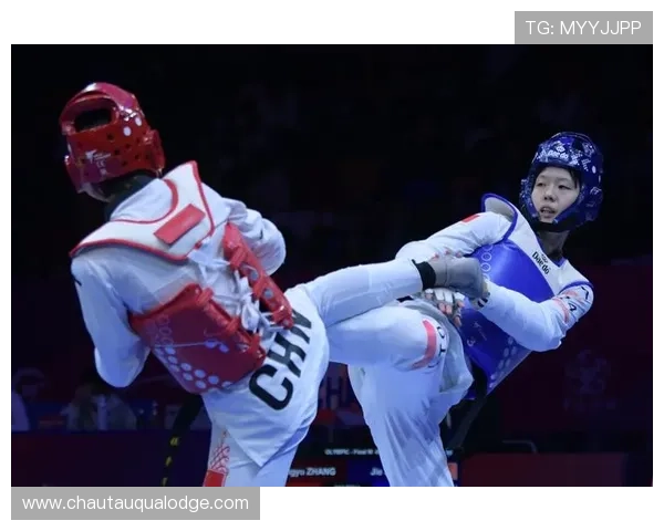 跆拳道赛场激战正酣宋洁憾失女子67公斤级半决赛席位